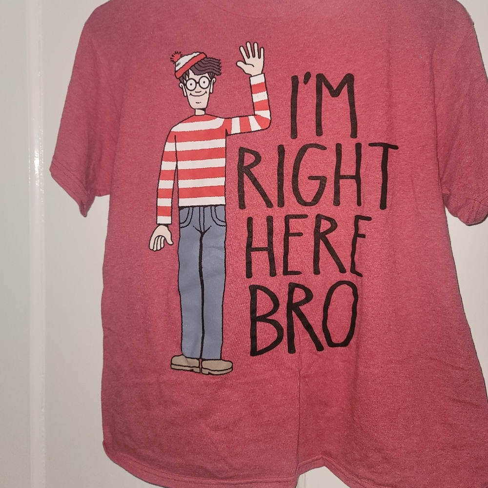 Where's Waldo? I'm Right Here Bro BNWOT tee